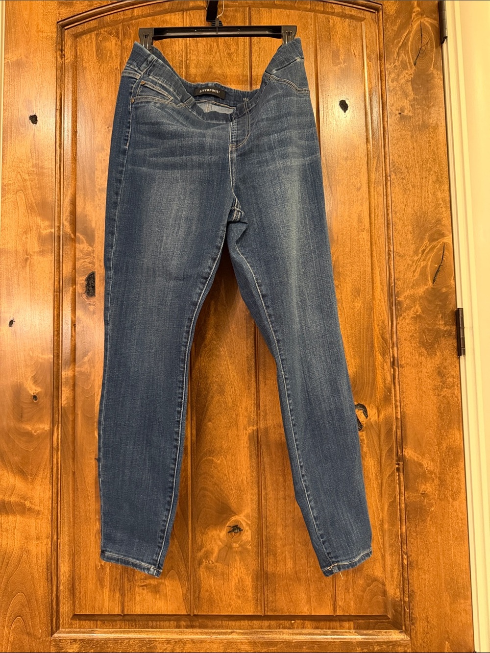 Women’s Dark Blue Stretch Skinny Crop Jeans